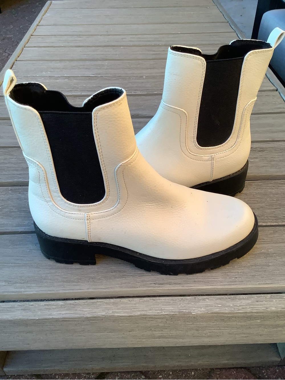 Old Navy White Chelsea Ankle Boots with Black Elastic